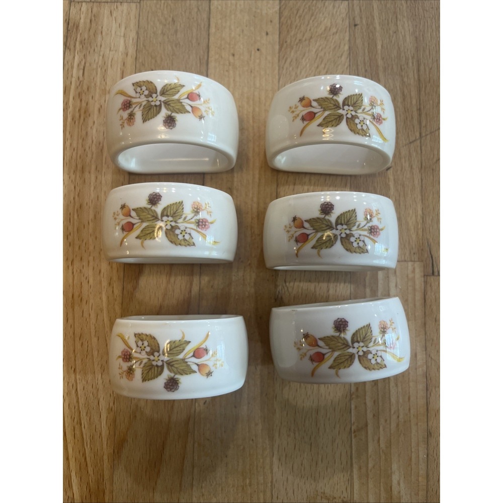 Set of 6 Marks & Spencer Vintage 1980s Field Flowers Design Napkin Rings